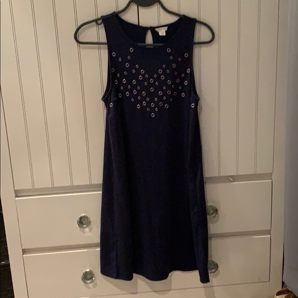 Getting rid of some clothes before college - Picture 1 of 3